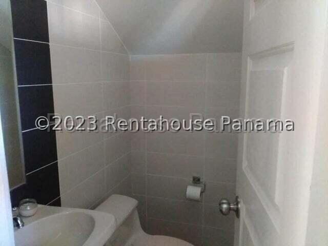 Exclusive Townhouse - Hermosa casa en Brisas del Golf